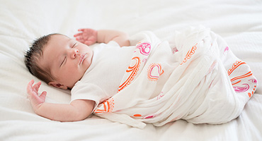 Nashua-NH-newborn-photographer_featured